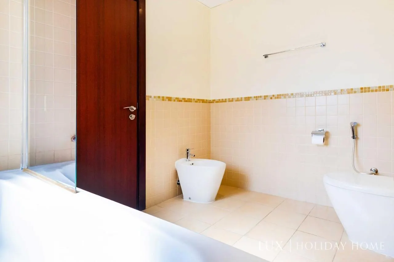 Lux The Jbr Bluewaters View Suite 1 Dubai Apartment